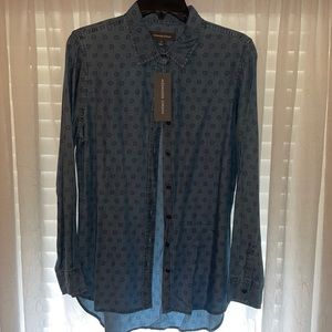 Long sleeve denim shirt.